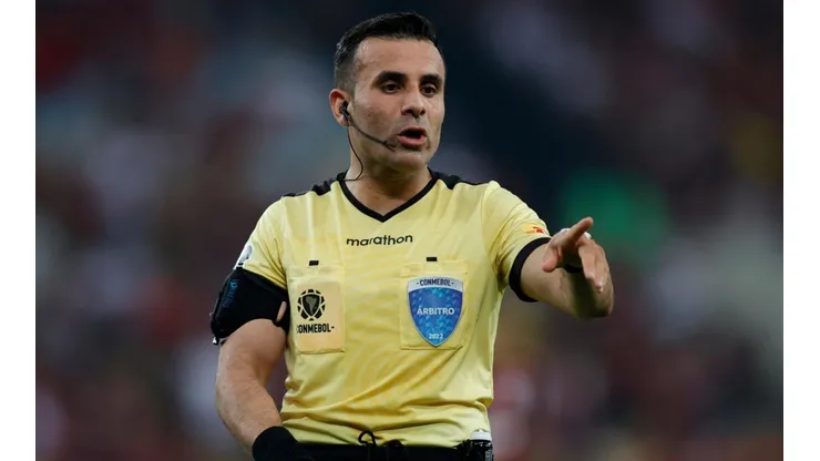 Maza arbitrará a Flamengo e IDV