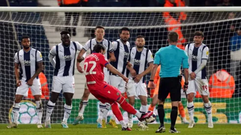 Ben Brereton marcó de tiro libre su 10° gol para el Blackburn Rovers en la presente edición de la Championship.