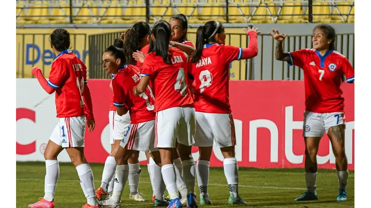 La Roja Femenina trabaja pensando en el Repechaje para la Copa del Mundo.