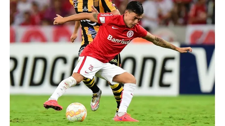 Inter quiere el regreso de Charles Aránguiz