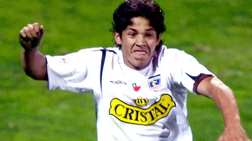 Mati Fernández celebra uno de sus goles por Colo Colo