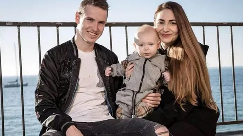 Jankto junto a su ex pareja y su hijo