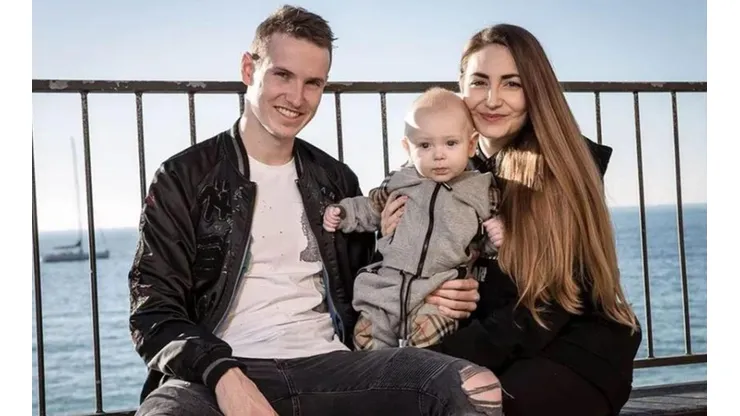 Jankto junto a su ex pareja y su hijo