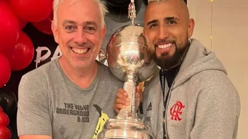 Fernando Felicevich junto a Arturo Vidal, uno de sus representados más importantes.