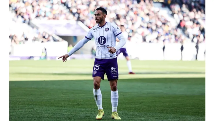 Suazo se consolida en sus primeras semanas en Francia
