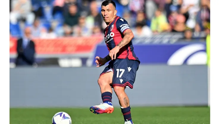 Gary Medel jugó en derrota del Bologna