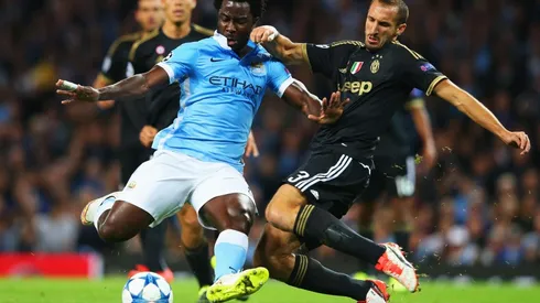 Bony anotó goles hasta en la Champions League con el City.