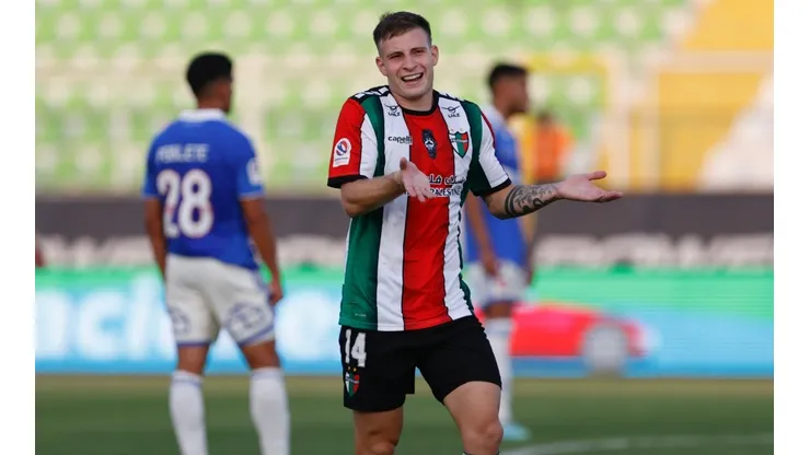 Bruno Barticciotto sufrió un problema muscular el 4 de febrero en una práctica de Palestino, pero igual jugó ante la U y anotó un golazo. ¿Resultado? Desgarro en el semitendinoso.