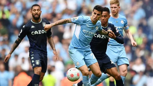 Manchester City está a 5 puntos del líder Arsenal.