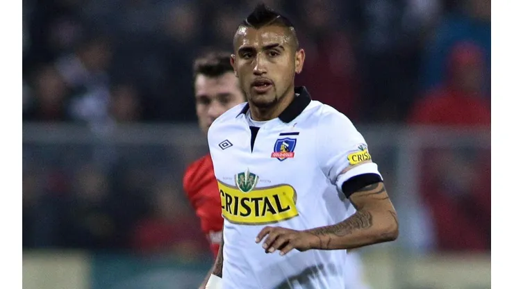 Arturo Vidal estira su regreso a Colo Colo