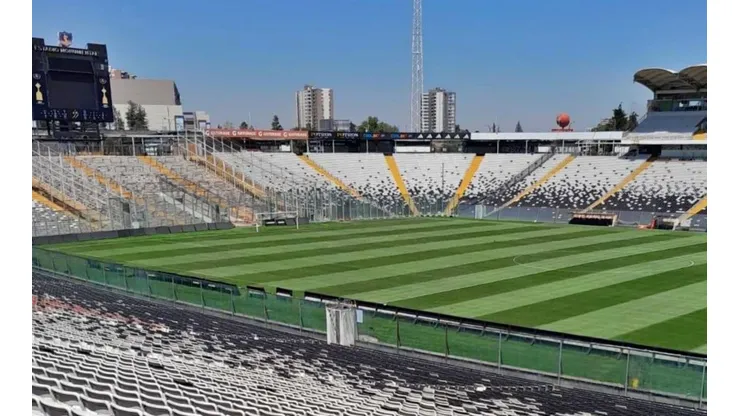 Así luce la nueva cancha del Estadio Monumental.