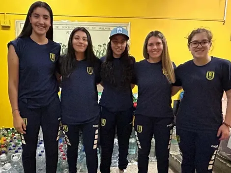 Jugadoras del Campanil ayudan en centro de acopio