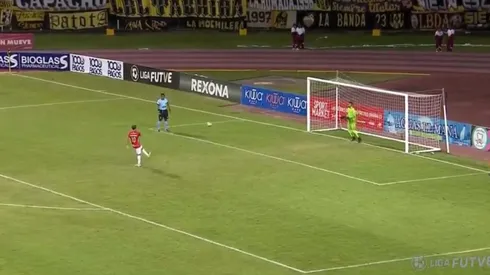 El penal del ex volante de la U por el Caracas.