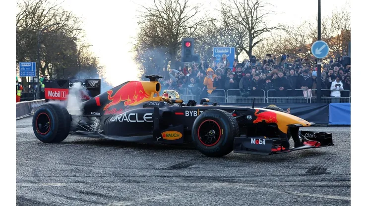 Max Verstappen terminó con el dominio de Mercedes Benz.
