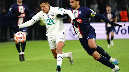 Alexis Sánchez busca aguarle la fiesta al PSG de Lionel Messi.