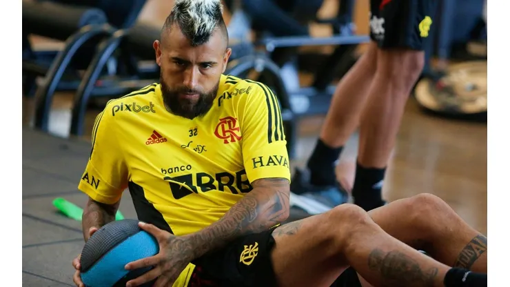 Arturo Vidal fue sancionado por indisciplina en Flamengo