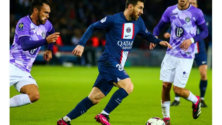 Gabriel Suazo ingresó en el segundo tiempo en Parque de los Príncipes, pero no pudo torcer el destino de Toulouse ante PSG
