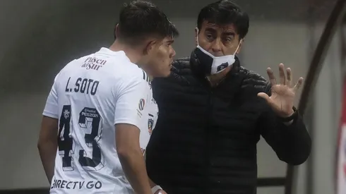 Colo Colo tuvo que visitar a Ñublense con juveniles en el 2021 por un brote de covid19.