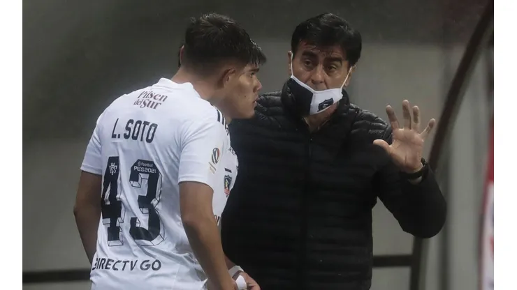 Colo Colo tuvo que visitar a Ñublense con juveniles en el 2021 por un brote de covid19.