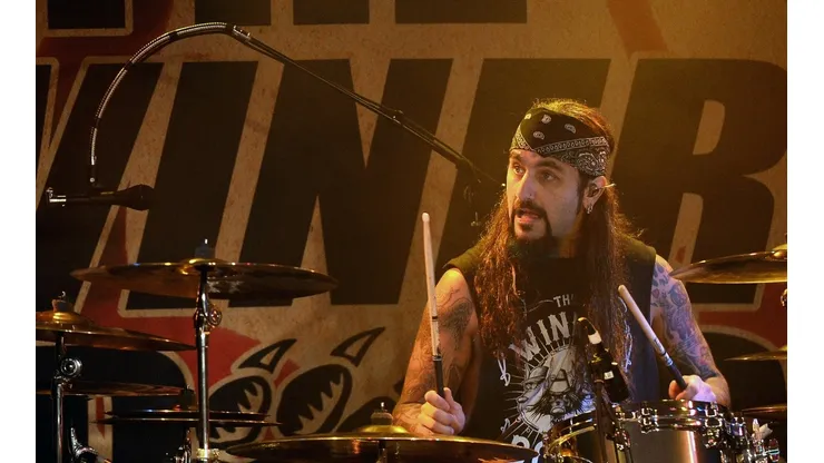 The Winery Dogs In Concert At Count
