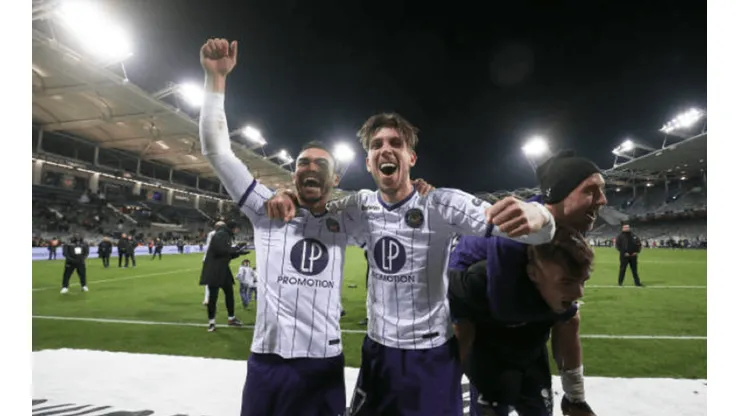 Marcela Urbina, la mamá de Gabriel Suazo, recordó los malos momentos y se emocionó tras el primer partido de titular de su hijo por el Toulouse.