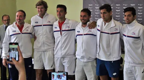 Chile espera lograr una victoria en la serie ante Kazajistan para avanzar a la fase final de la Copa Davis