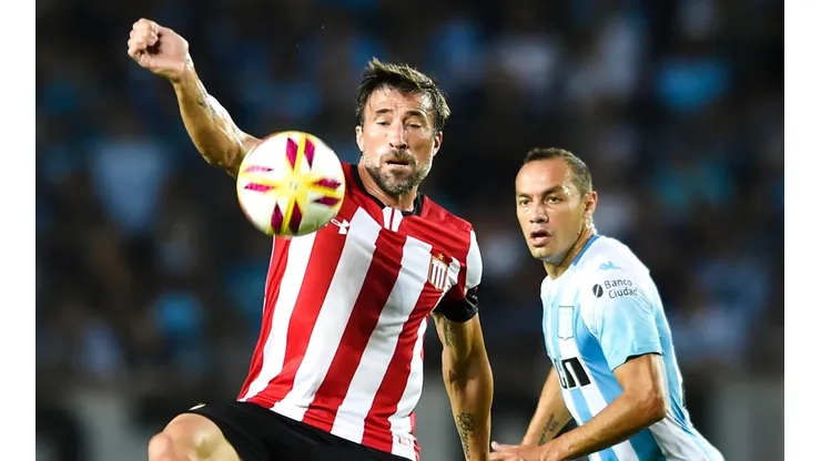 Mariano Pavone logró dos títulos con el Cruz Azul y uno con Estudiantes de la Plata