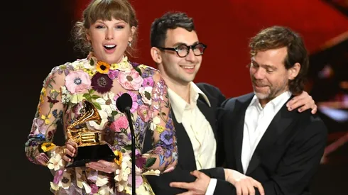 ¿En qué categorías de los Grammy está nominada Taylor Swift?