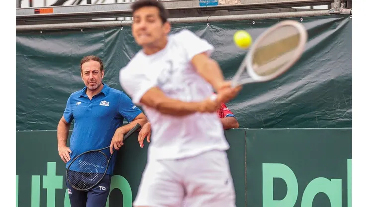 Nico Massú debe definir el orden de los jugadores que verán acción tanto en singles como en dobles.