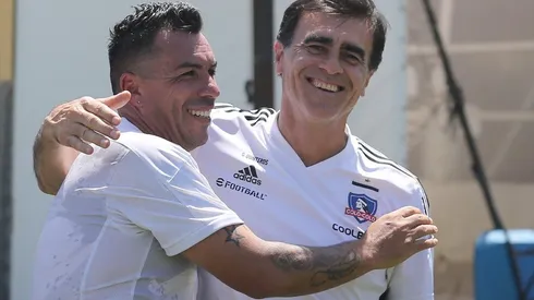 Esteban Paredes pisó otra vez los pastos del Monumental