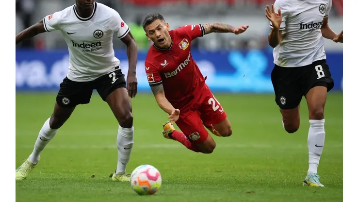 Charles Aránguiz puede volver al fútbll brasileño y jugar en Vasco da Gama