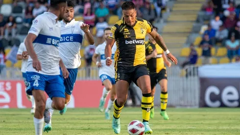 Javier Parraguez fue expulsado en los minutos finales del partido.