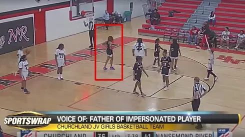 La entrenadora asistente de 22 años le usurpó el nombre a una niña