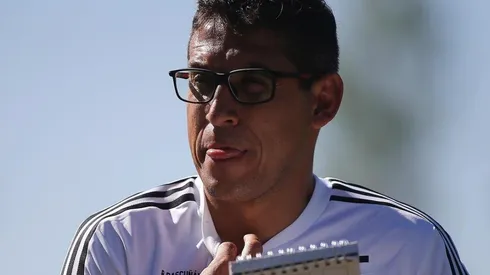 Bscuñán dirigirá a Colo Colo ante Ñublense