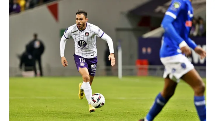 Suazo se mandó un gran debut con el Toulouse.