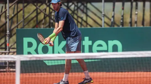 Nico Jarry está contento con la cancha del Club Trentino de La Serena.
