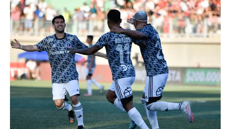 Colo Colo ha jugado con camiseta alternativa en las primeras fechas.