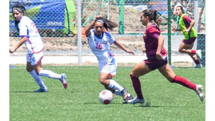 Las "gringas" que encabezan la nómina de la Roja Fem Sub 20