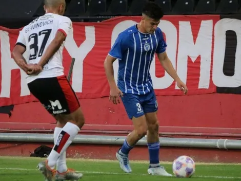 Galdames juega en inusual posición y debuta con triunfo en Argentina