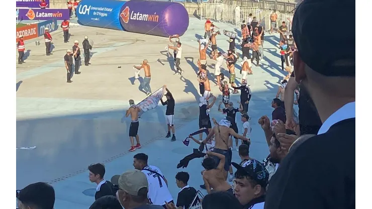 Hinchas de Colo Colo entraron a la cancha de El Teniente