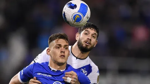 El defensor de Vélez está en la órbita de los albos.