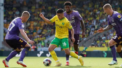 Marcelino Núñez se gana los aplausos en el Norwich