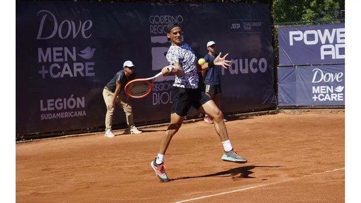 El argentino Federico Coria se coronó campeón en el Estadio Español de Chiguayante.