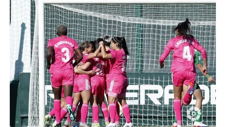 La chilena la sigue rompiendo en su equipo