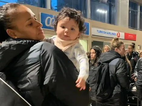 Jugadora de balonmano del Elche puede concentrar con su bebé