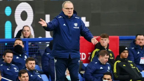 Bielsa no dirigirá a Everton