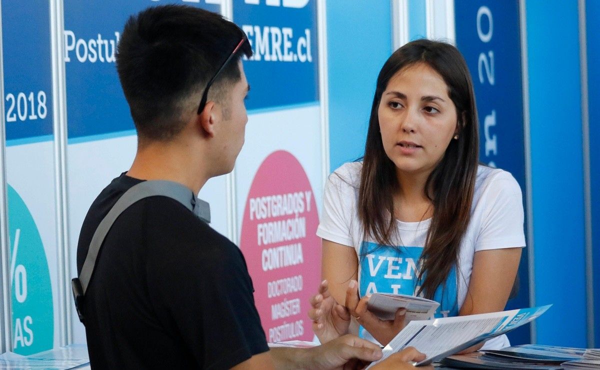 Revelan las carreras universitarias con menos deserción en Chile - RedGol