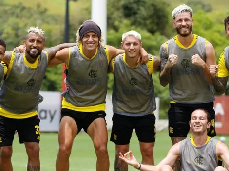 Vidal regresa a los entrenamientos y gana pichanga con Pulgar