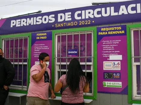 ¿Es posible pagar mi permiso de circulación si tengo multas?