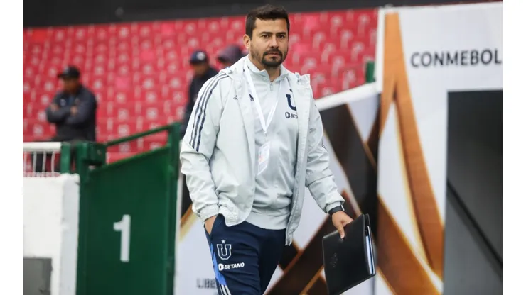 Nicolás Bravo es el nuevo entrenador de la U fem